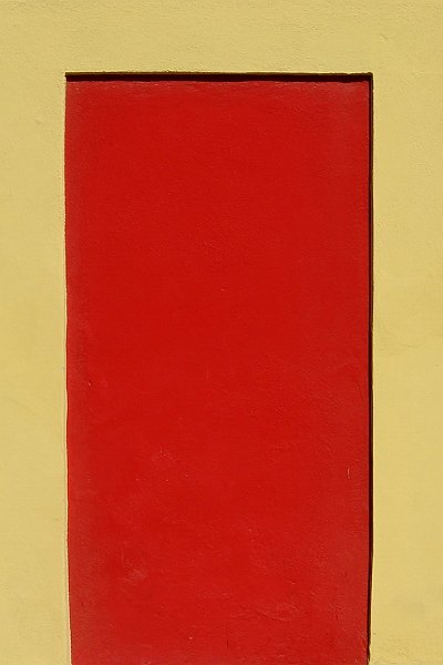 R. DINATALE - LA PORTA IN ROSSO.jpg